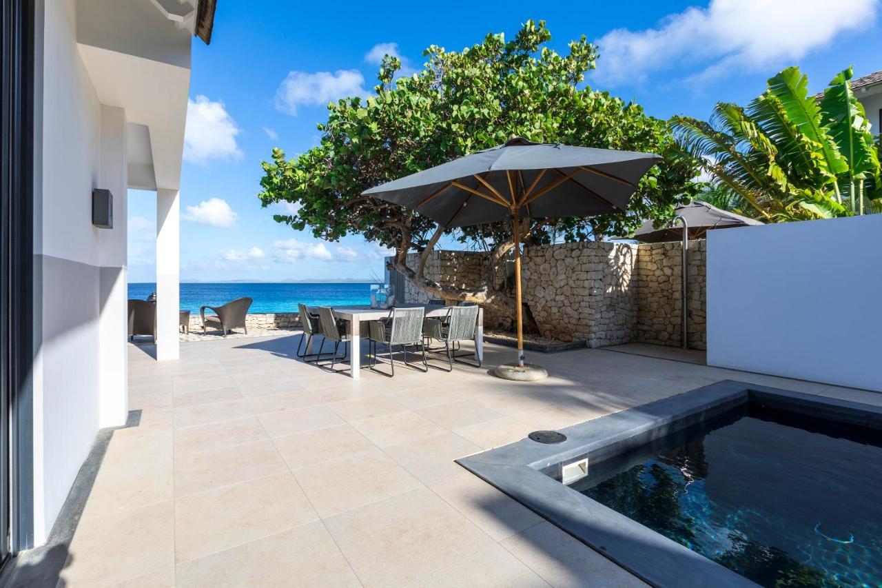 Villa Oceanfront 72 & Sunny Kralendijk Esterno foto