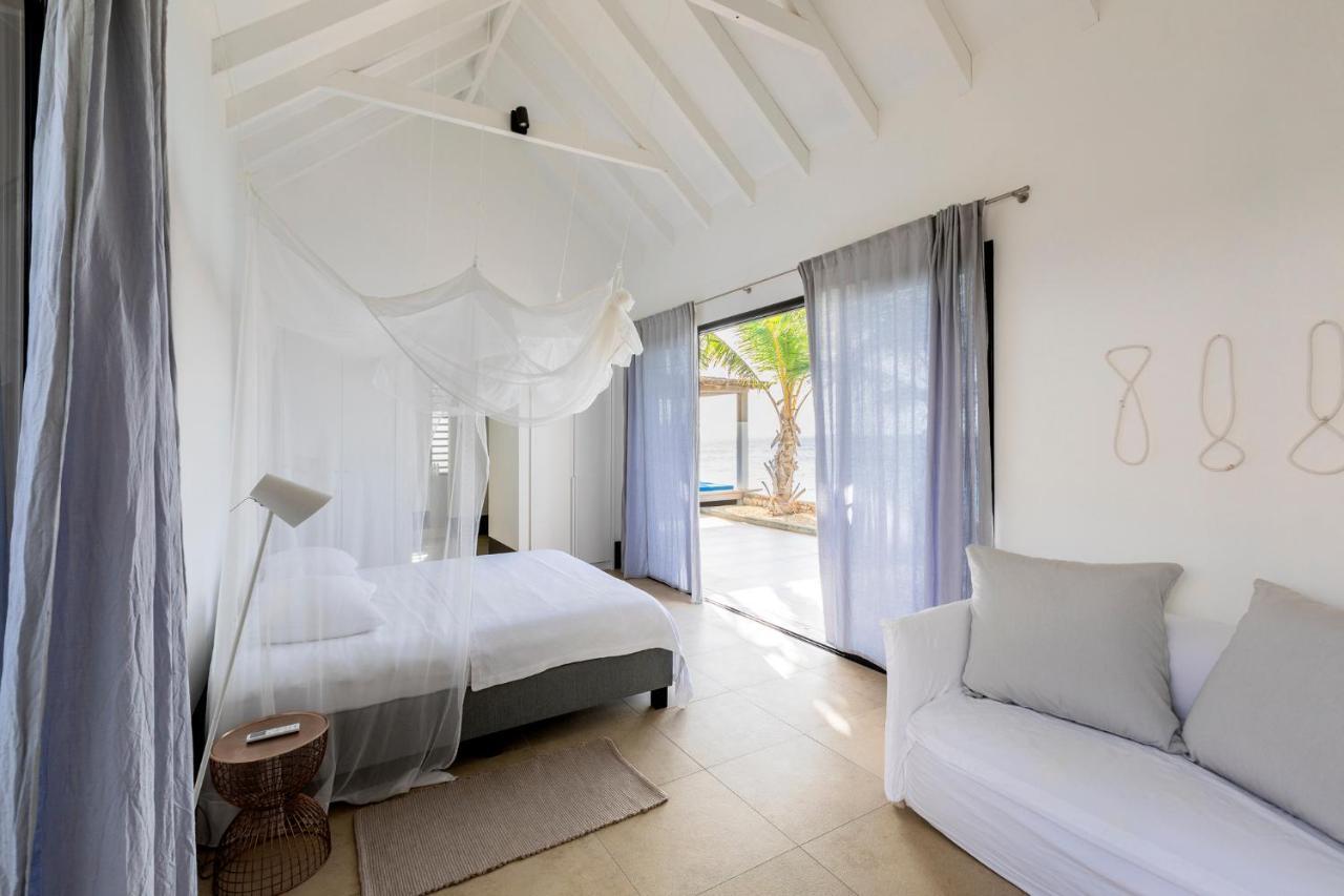Villa Oceanfront 72 & Sunny Kralendijk Esterno foto